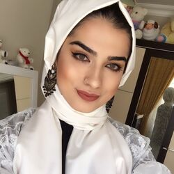 pretty arabian female. Photo #2