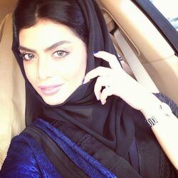 pretty arabian female. Photo #3