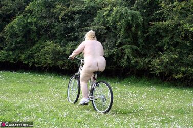 world naked bike ride portland. Photo #2