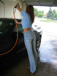 girls car washing. Photo #3