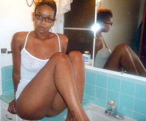 big booty black girls pics. Photo #1